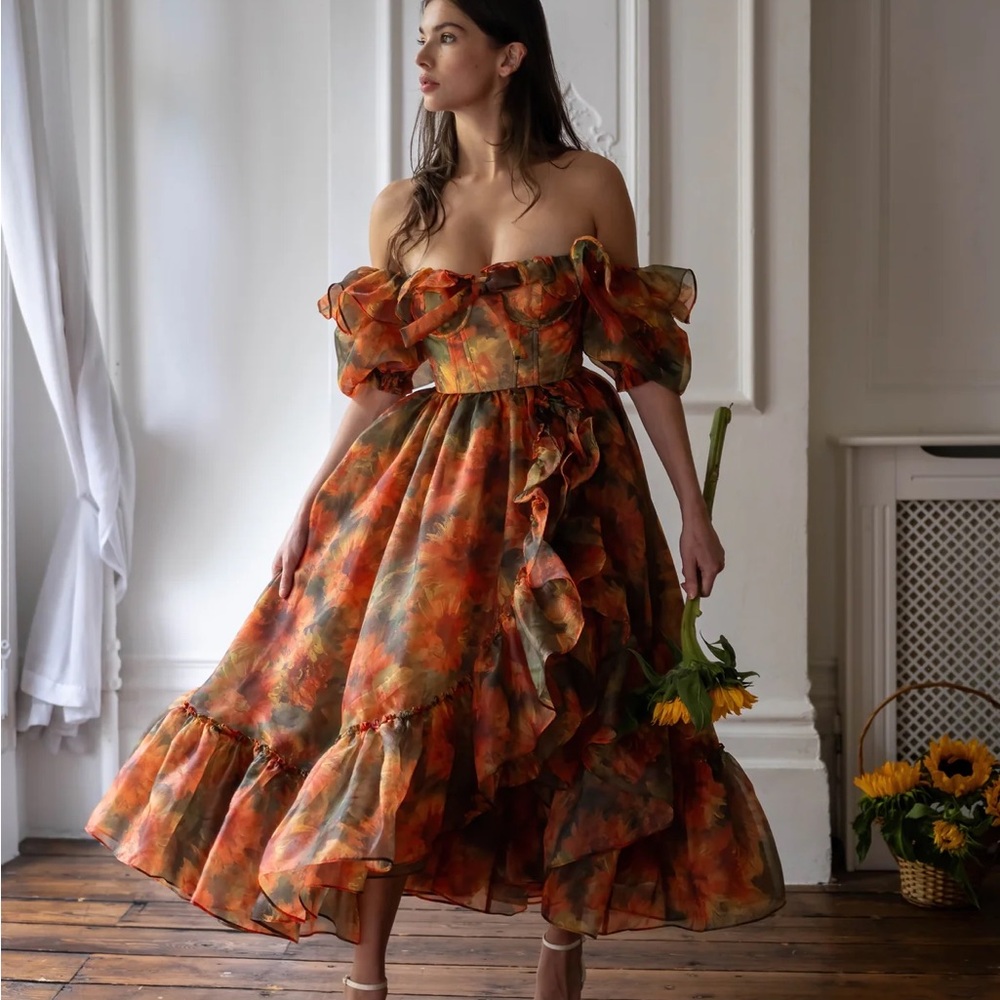 Fanciful Doll Midi Dress